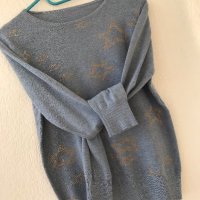 Пуловерче със звезди - М размер, снимка 2 - Блузи с дълъг ръкав и пуловери - 27743761