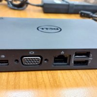 Докинг станция Dell WD15  с 130W захранване и USB-C кабел, снимка 1 - Лаптоп аксесоари - 40343381