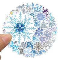 50 бр снежинка снежинки Коледни самозалепващи лепенки стикери за украса декор картонена торта др, снимка 2 - Други - 42995381
