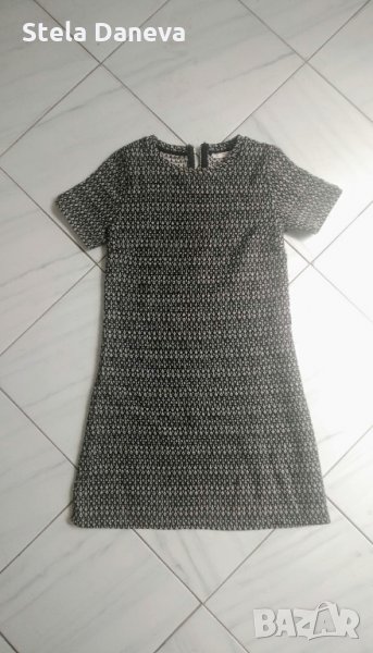 ефектна къса рокля на Stradivarius, размер xs, снимка 1