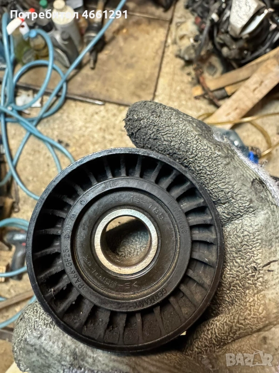 Обтяжна ролка на двигател Мерцедес Mercedes 2.2Cdi само за 20лв., снимка 1