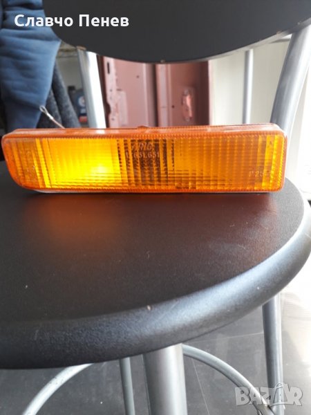 Мигач десен жълт Форд Фиеста до 1983г, снимка 1