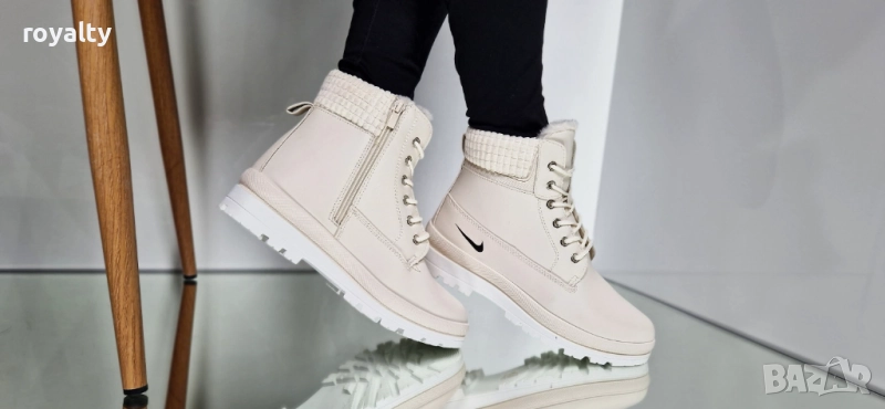 Nike Стилни Бели Дамски Зимни Боти , снимка 1