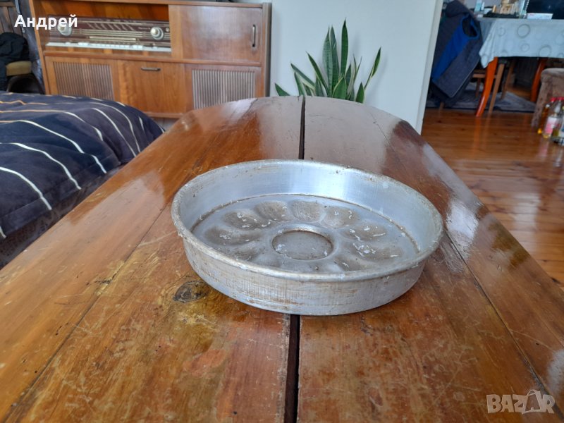 Стара алуминиева форма за кекс #11, снимка 1