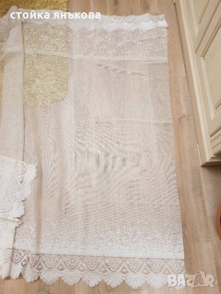 Продавам три бели пердета,ушити, с кукички, снимка 1