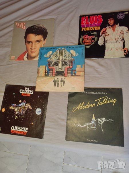 Грамофонни плочи и подарък към тях, снимка 1