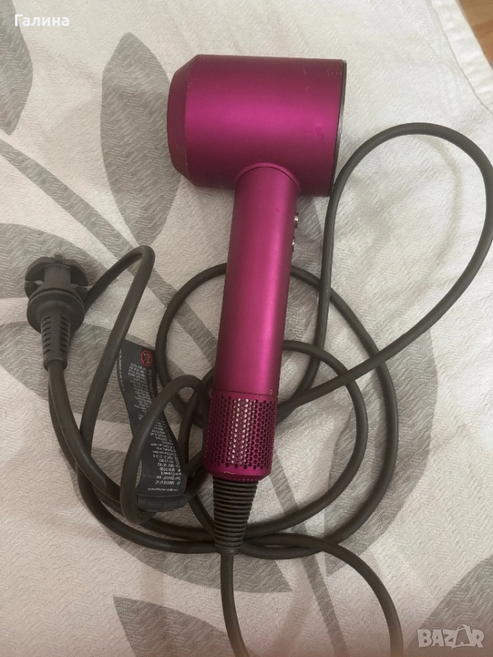 Dyson сешоар повреден!!!, снимка 1