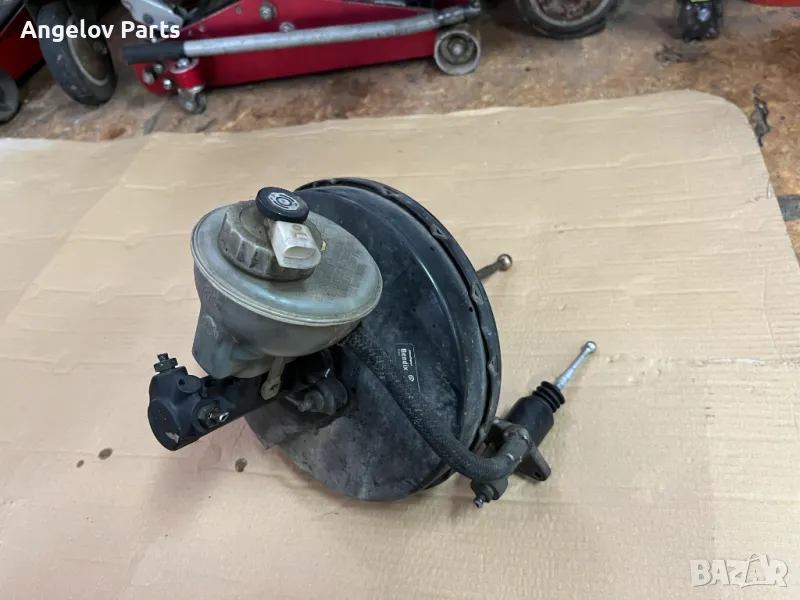 Спирачната помпа със сервото за VW Golf 3 (без ABS), снимка 1