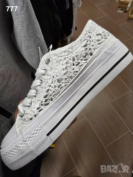 дамски кецове с дантела, снимка 1