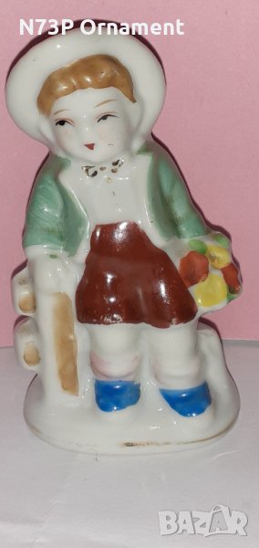 СТАРА ПОРЦЕЛАНОВА ФИГУРКА. РЪЧНО РИСУВАНА. , снимка 1