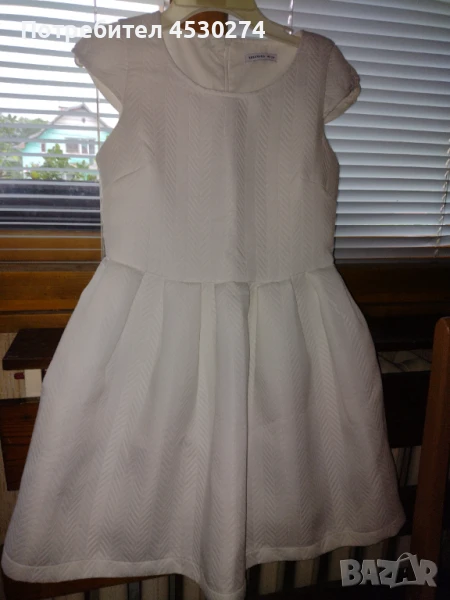 Детски рокли и пола , снимка 1