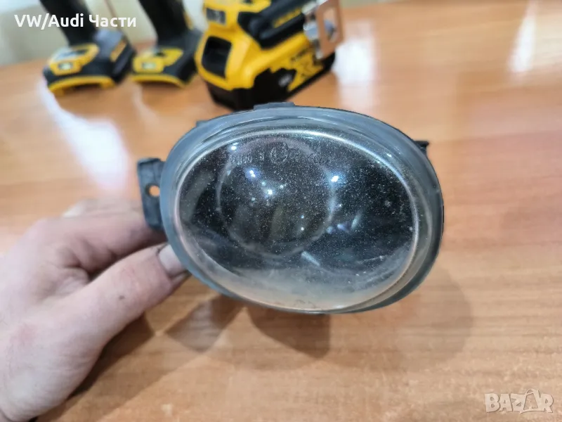 Десен халоген за Сеат Леон Seat Leon 1M0941702A, снимка 1