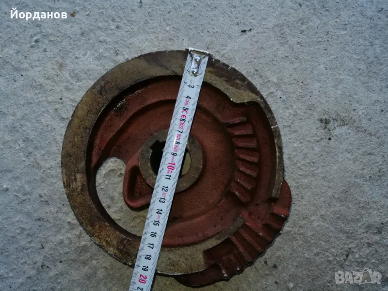 Корпус за връзващ апарат на немска сламопреса , снимка 1