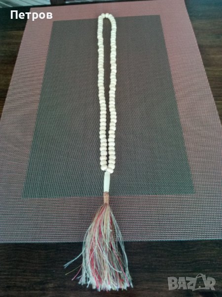 Продавам броеници-3 броя.Обявената цена е за всичките., снимка 1