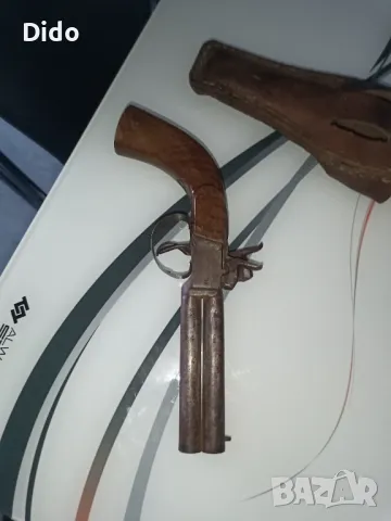 Стар Револвер двуцевка., снимка 2 - Антикварни и старинни предмети - 49020403