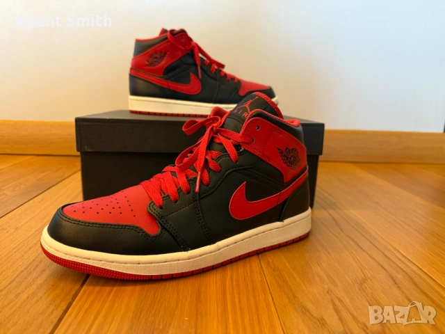 Nike Jordan 1 Mid, снимка 2 - Маратонки - 53492187