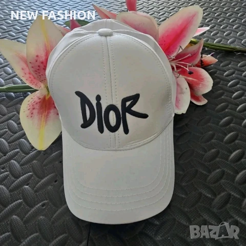 Дамски Шапки-лого Бродирано ✨CELINE ✨ PINKO ✨ DIOR✨, снимка 3 - Шапки - 50909902