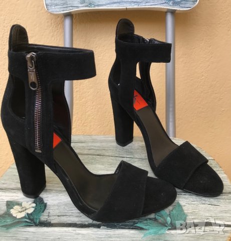 Calvin Klein Jeans Zaira  •НОВИ•, снимка 11 - Сандали - 37063718