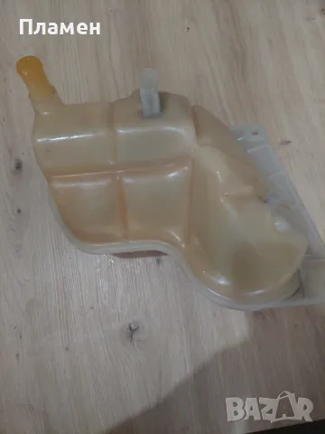 Казанче антифриз за VW Passat 5 5,5 , снимка 2 - Части - 47393985