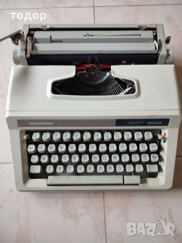 Пишеща машина MARATHON 610DLX-състояние БЕЗУПРЕЧНО !!!, снимка 2 - Антикварни и старинни предмети - 39265038