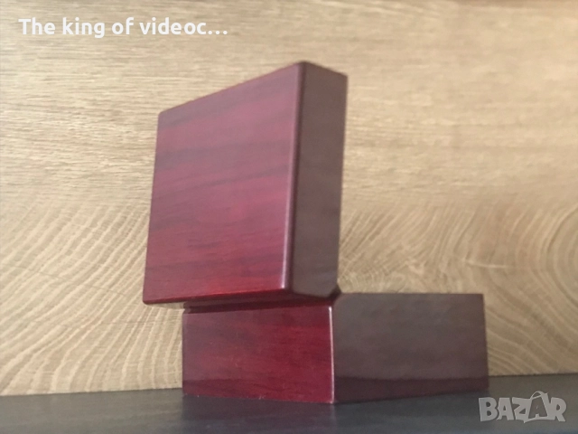 Красива дървена кутия 