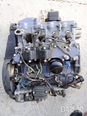 Продавам извънбордов д-л Yamaha 40HP, 4т, к-т, без карбураторите, внос от Италия