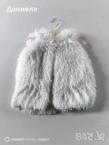 Пухено елече в бяло и розово, снимка 3 - Детски якета и елеци - 47384742