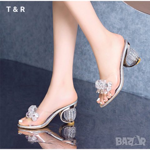 НАЛИЧНИ ДАМСКИ ЧЕХЛИ, снимка 2 - Чехли - 33537842