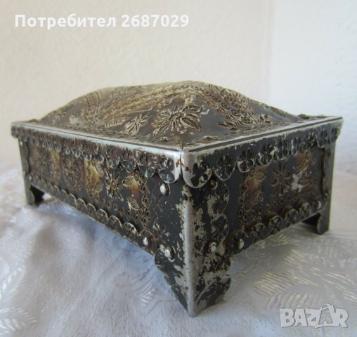Страхотна стара голяма метална кутия, снимка 2 - Декорация за дома - 33070161
