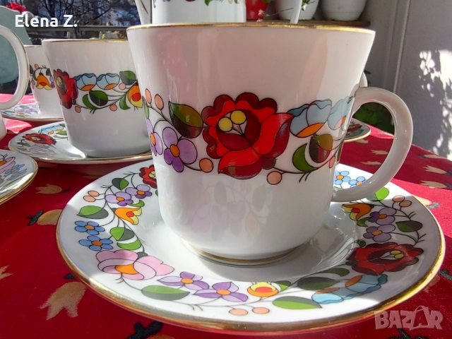 Ръчно рисуван сервиз за кафе и ваза - Kalocsa Унгария, снимка 14 - Сервизи - 52274340