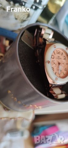 Уникален и стилен дизайн елегантен часовник, снимка 4 - Дамски - 32901046