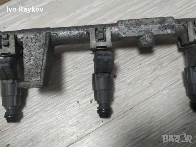 Дюзи , инжектори за Ford Maverick , Mazda Tribute , 0280155887, снимка 2 - Части - 52513981