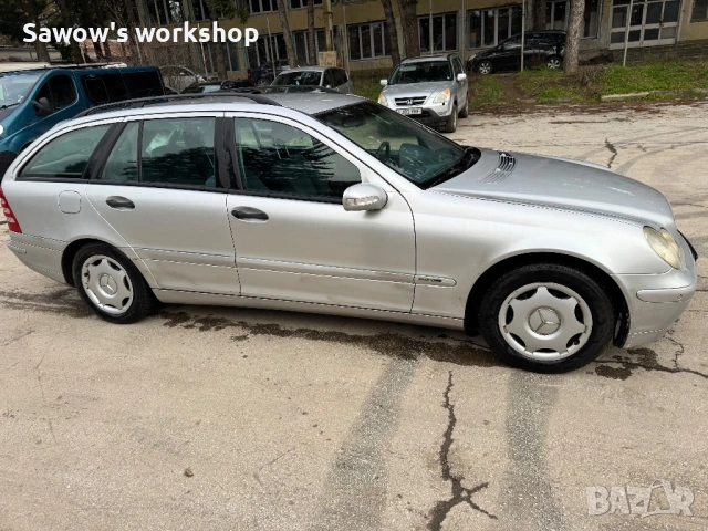 Мерцедес ц220, снимка 2 - Автомобили и джипове - 53486796