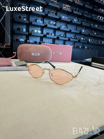 MIU MIU 🤍 Дамски Слънчеви Очила, снимка 5 - Слънчеви и диоптрични очила - 53468028