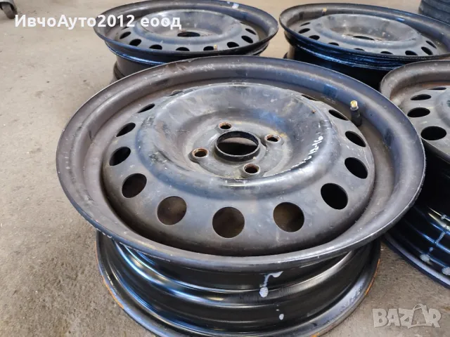 джанти метални 15 kia rio 12-16г оригинални, снимка 3 - Гуми и джанти - 49855055