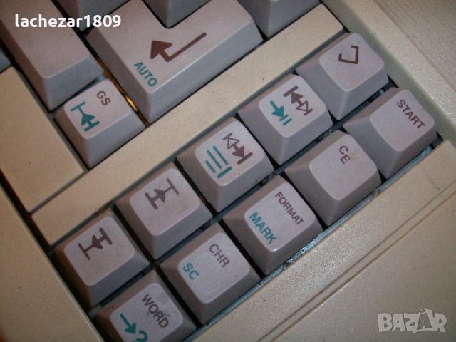 пишеща машина XEROX кирилица + латиница, снимка 4 - Ученически пособия, канцеларски материали - 38883151