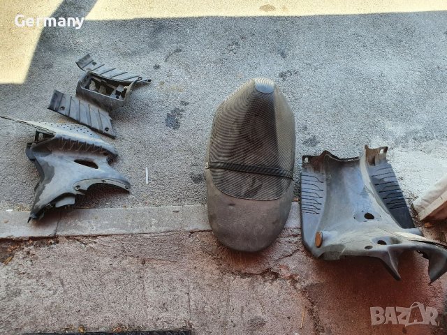 Части за скутер сузуки катана suzuki katana, снимка 5 - Мотоциклети и мототехника - 37537802