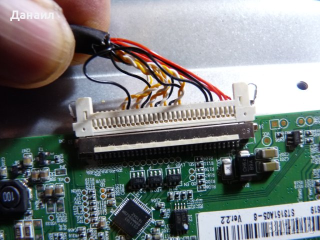 Продавам  CV628H-T42 от Akai AKTV3222T Smart WiFi, снимка 4 - Телевизори - 43652276