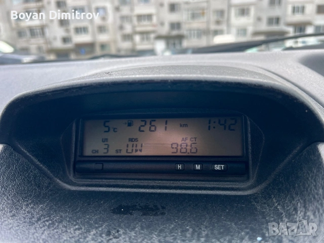 Mitsubishi Carisma 1.9 Diesel 2003, снимка 9 - Автомобили и джипове - 53257399