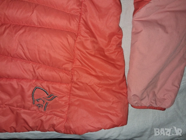 Norrona Women's Falketind Down750 Hood (М) дамско пухено яке, снимка 9 - Якета - 53363855