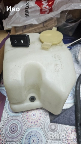 Съд за течност за чистачки БМВ е36