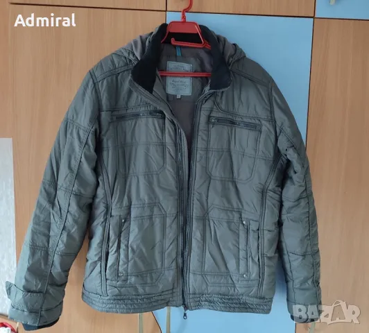 Мъжко стилно зимно яке с качулка 