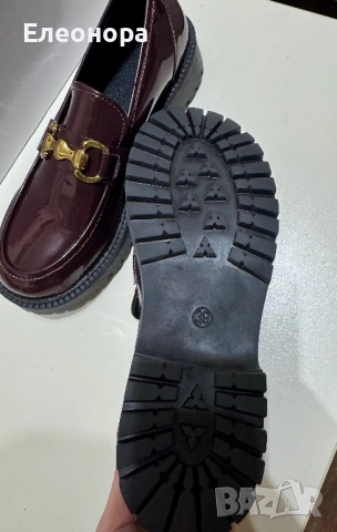 Дамски винено червени мокасини с метален декор, снимка 4 - Дамски елегантни обувки - 52190422