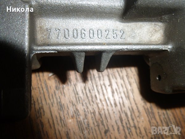 Маслена помпа за Peugeot 807 2.2 HDi, 128 к., снимка 2 - Части - 33110151