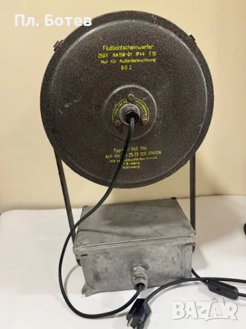 Голям военен фенер/ индустриална лампа, снимка 5 - Настолни лампи - 49071978