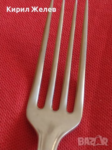 Стара вилица от соца с маркировка П.Денев Габрово неръждавейка за КОЛЕКЦИЯ ДЕКОРАЦИЯ 42212, снимка 3 - Други ценни предмети - 43831645