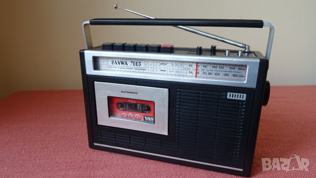 vintage SANWA 7003 Radio Tape-Recorder, снимка 10 - Радиокасетофони, транзистори - 32558462