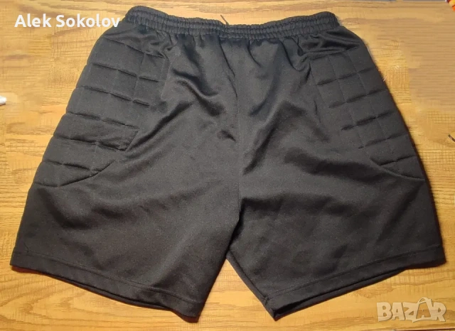 Вратарски шорти Jartazi L/XL с подплънки, снимка 2 - Футбол - 53072904