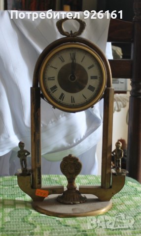Настолен часовник, снимка 1 - Антикварни и старинни предмети - 38073996