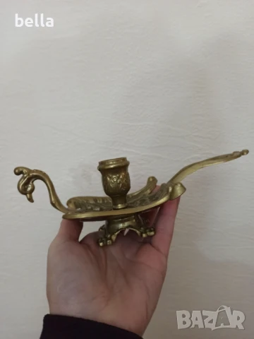 Масивен бронзов свещник във форма на паун произведен във Франция между 1900-1940 г, снимка 2 - Антикварни и старинни предмети - 50554432